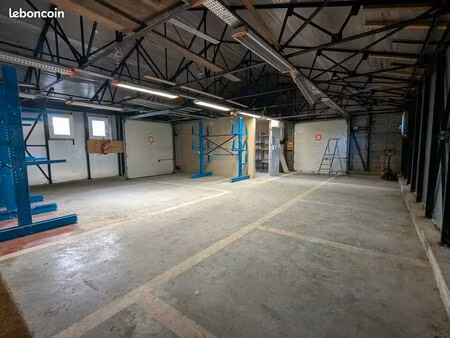 local bureaux 400 m²