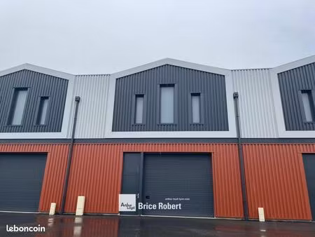 local d'activité 205 m²