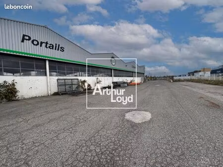 local commercial 1 995 m²