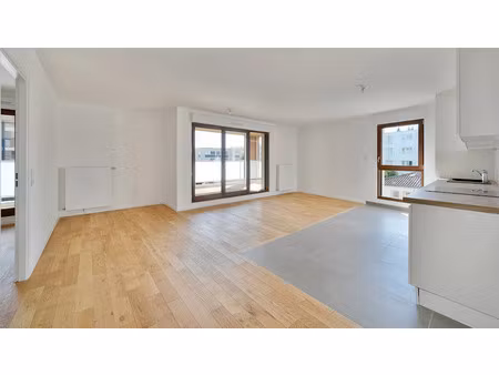 location appartement 4 pièces 91.1 m² à rueil-malmaison (92500)  2 355 €