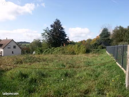 terrain 1249 m² auffay