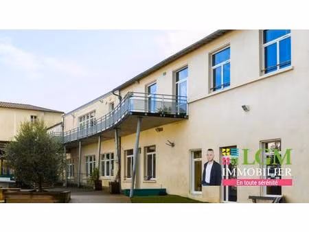 marans 17230  ensemble immobilier à réhabiliter