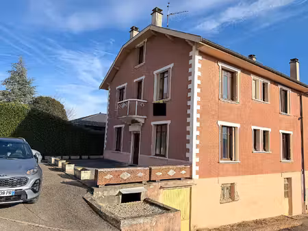 maison de village de 190 m² habitables avec jardin