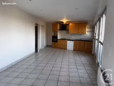 appartement 4 pièces 65 m²