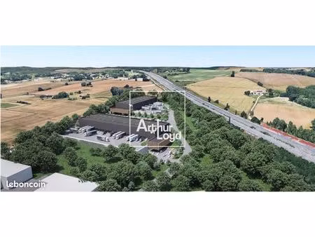 local logistique 5 800 m²