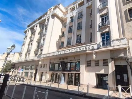 cave toulon proche liberté