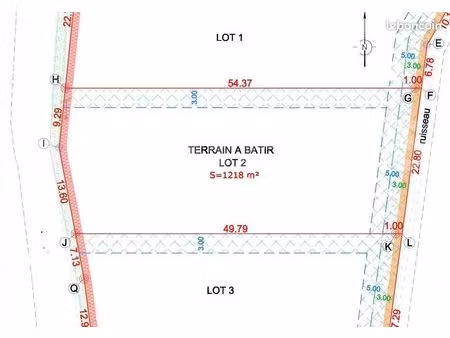 terrain 1 218 m² loue