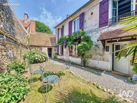 maison 5 pièces 155 m²