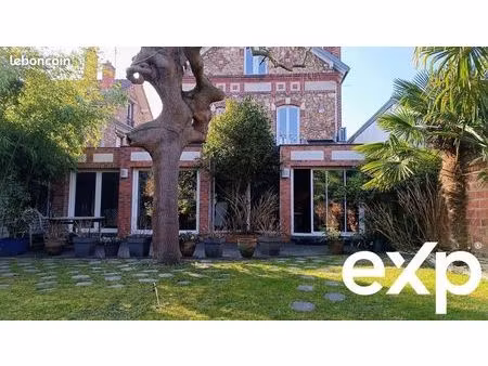 maison en viager 7 pièces 199 m²