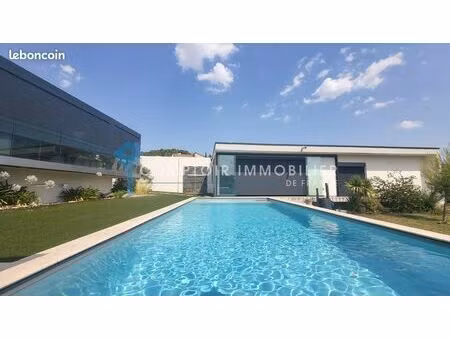 villa en viager 6 pièces 220 m²