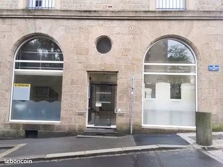 local commercial 72 m² fougères