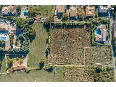 ? dernières opportunités terrain viabilisé constructible de 614 m²