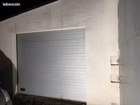 entrepôt - local - stockage