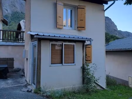 maison 3 pièces 59 m²