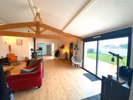 maison plain-pied rénovée à neuf