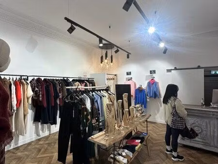 local commercial 80 m²