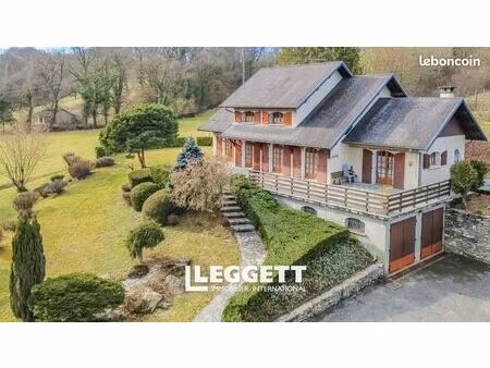 maison 8 pièces 172 m²