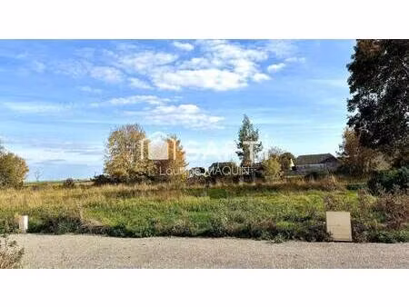 terrain constructible viabilisé à vendre