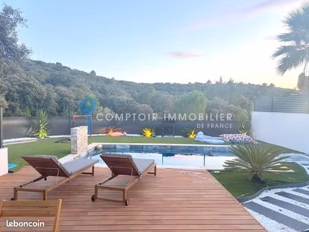 villa 5 pièces 135 m²
