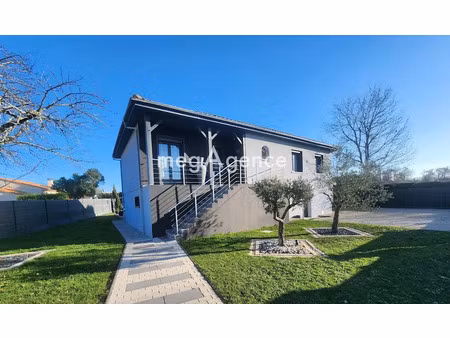 vente maison 5 pièces 180 m² à bassens (33530)  440 000 €