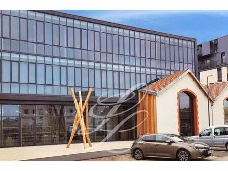 location - bureaux 416 m2 tours