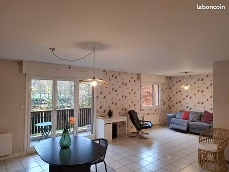 t4 transformé en t3 de 89m²  très belle exposition plein sud