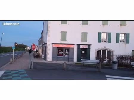 local commercial ile de re