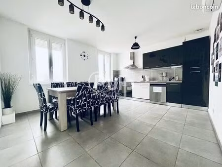 maison de ville 6 pièces 135 m²