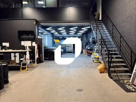 local commercial 286 m²