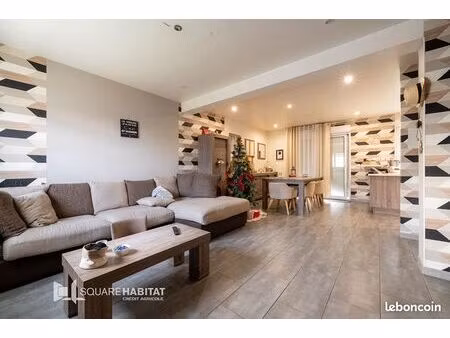 maison 6 pièces 93 m²