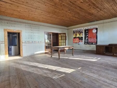 immeuble 270 m² essars