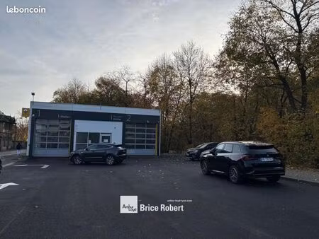 local d'activité 170 m²