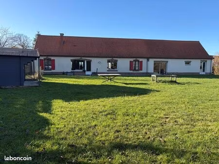 maison plain pied  terrain 4700m2