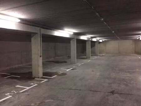 garage à louer à brugge € 85 (livxa) - engel & völkers brugge | zimmo