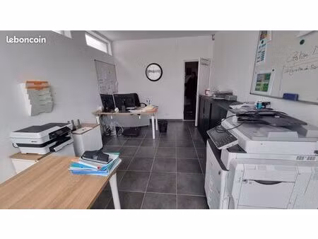 bureaux rénovés à louer – saint-priest-en-jarez (place massenet)