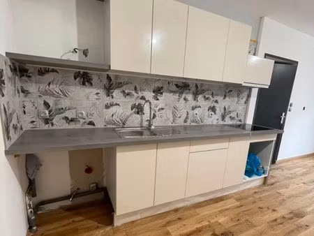 immeuble 8 pièces 142 m²