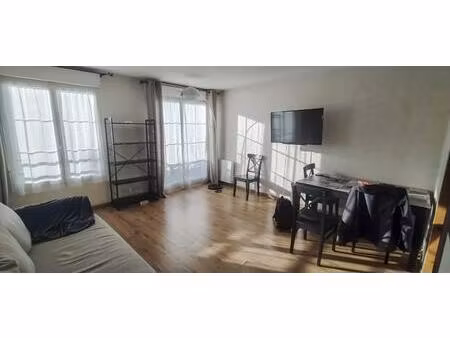 location appartement 2 pièces 40 m² à pontoise (95000)
