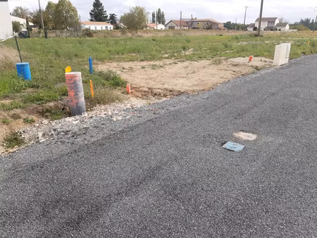 vente terrain à mouzillon (44330) : à vendre / 345m² mouzillon