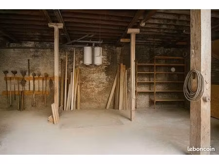 location hangar 140m2 - calais centre-ville