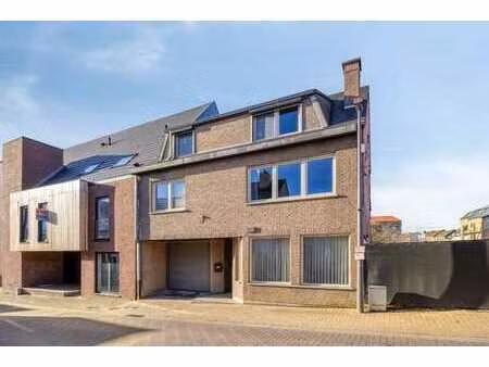 maison soignée avec jardin à bertem