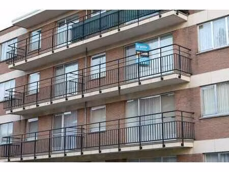 appartement 1 chambre avec terrasse  grande cave  et garage