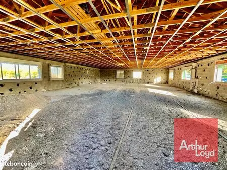 local industriel 640 m²