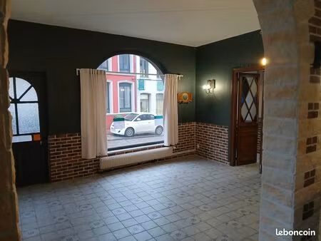 local commercial ancien restaurant