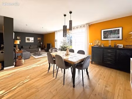 pavillon 5 pièces 149 m²