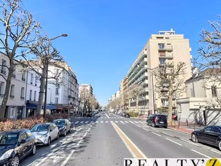 local commercial 164 m²