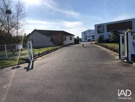 local d'activités à vendre