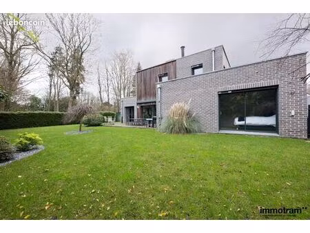 maison 5 pièces 165 m²