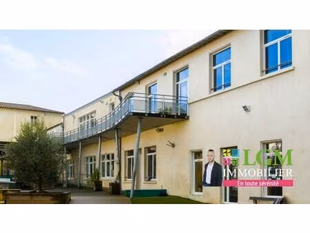 marans 17230  ensemble immobilier à réhabiliter