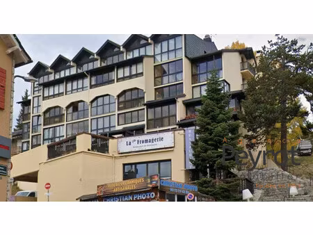 locaux commerciaux + fond de commerce