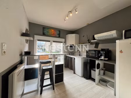 villotte sur aire : ancienne ferme   113 m²  5 pièces  2 chambres  jardin clos